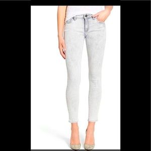 DL 1961 sculpting Emma Power Legging Jeans in grey stonewash